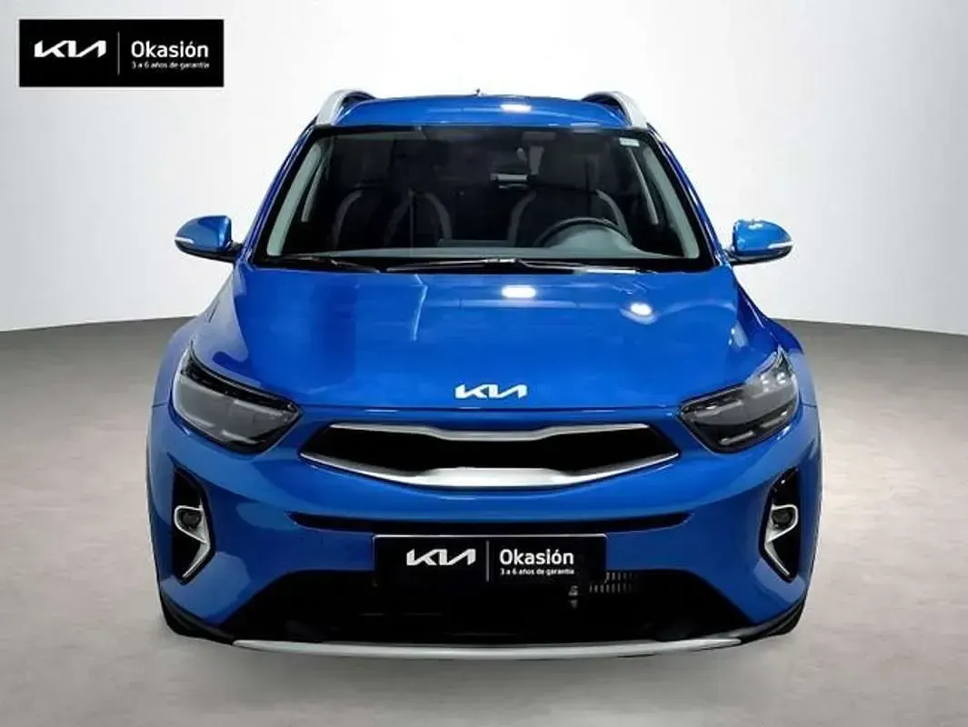 Usado Kia Stonic Style 101 CV (74 kW) 2023 Azul SUV