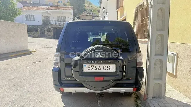 Usado Mitsubishi Montero Motion 200 CV (147 kW) 2009 Verde SUV