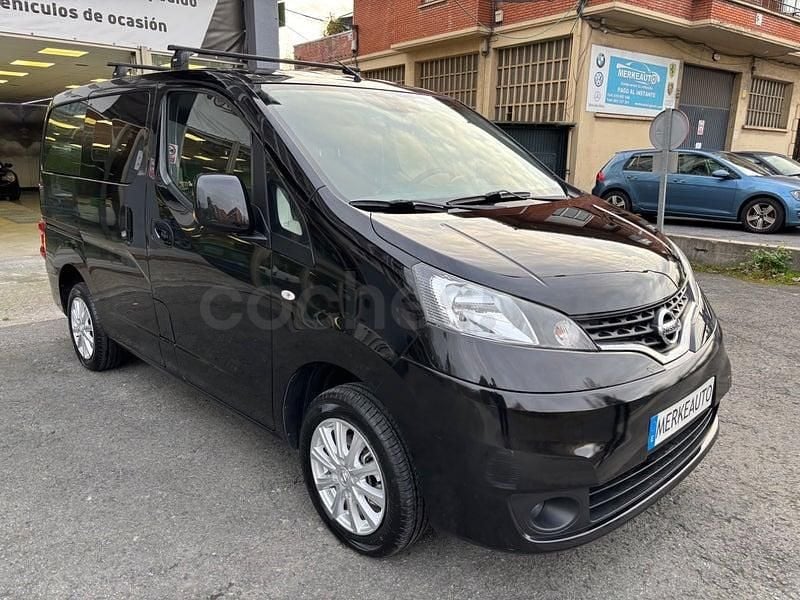 Usado Nissan Evalia Comfort 110 CV (80 kW) 2018 Negro Monovolumen