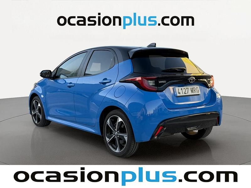 Usado Toyota Yaris Hybrid Edition 130 CV (95 kW) 2024 Azul