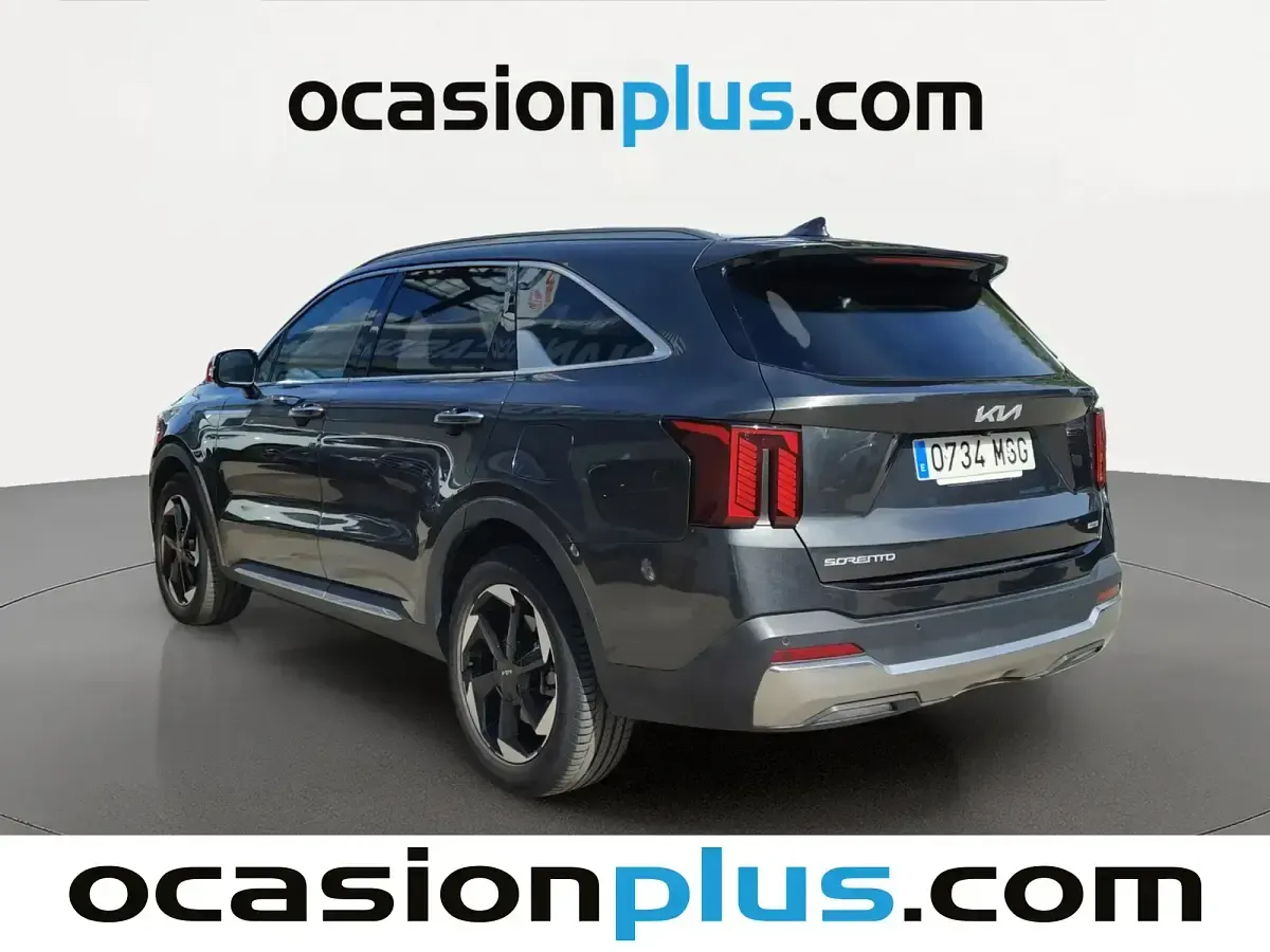 Käytetty Kia Sorento 252 HP (185 kW) 2024 Harmaa Katumaasturi