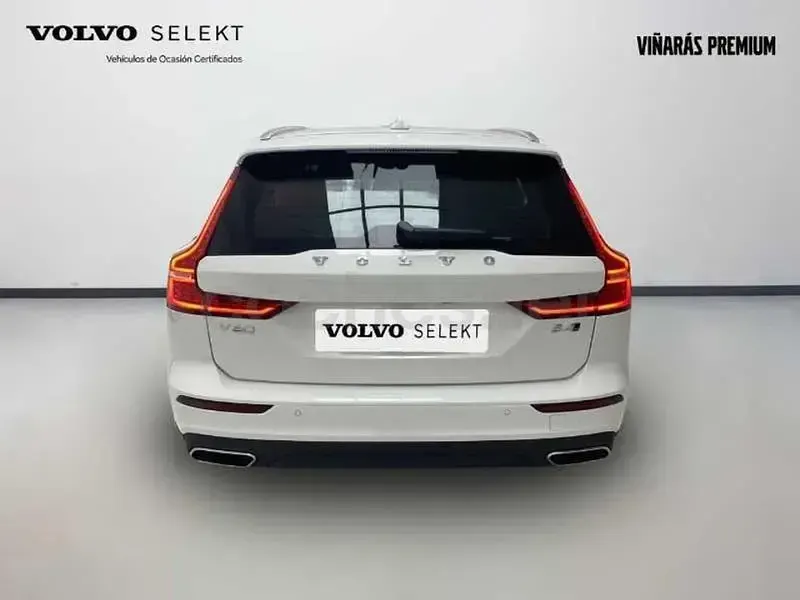 Usado Volvo V60 CC 197 CV (144 kW) 2021 Blanco Familiar