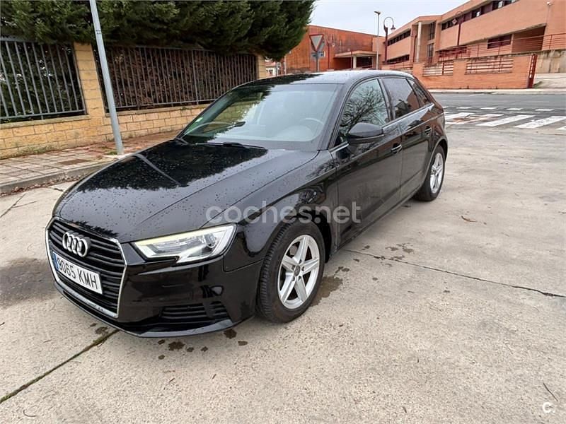 Negro Usado 2018 Audi A3 Berlina | 16.300 € (Precio justo) - Imagen 1/4