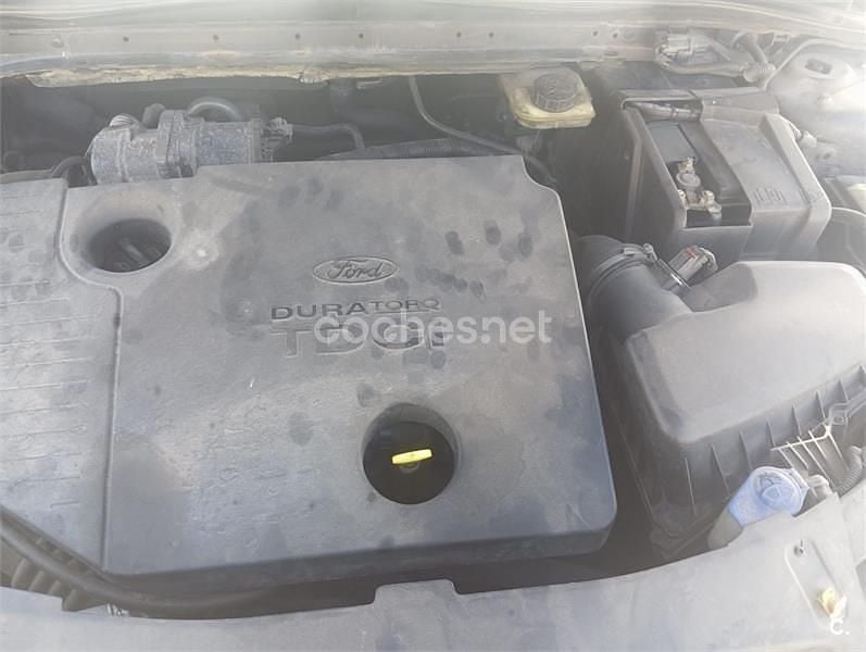 Usado Ford Mondeo Ambiente 125 CV (91 kW) 2007 Azul Berlina