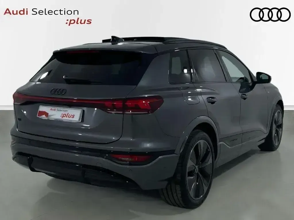 Nuevo Audi Q6 e-tron 214 kW (292 CV) 2026 Gris SUV