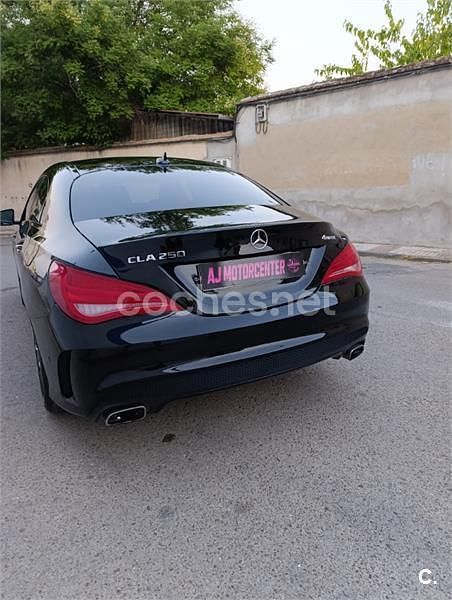 Usado Mercedes CLA250 211 CV (155 kW) 2014 Negro Berlina
