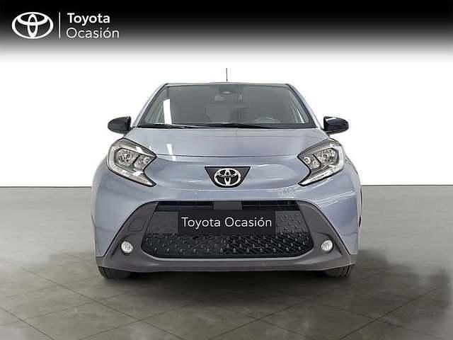 Usado Toyota Aygo X Play 72 CV (52 kW) 2024 Gris SUV