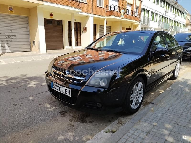 Usado Opel Vectra GTS 120 CV (88 kW) 2005 Negro Berlina