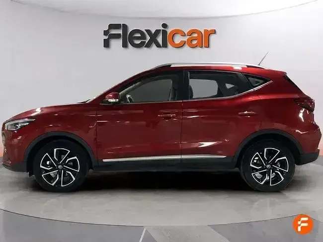 Usado MG ZS Luxury 111 CV (81 kW) 2023 Rojo SUV