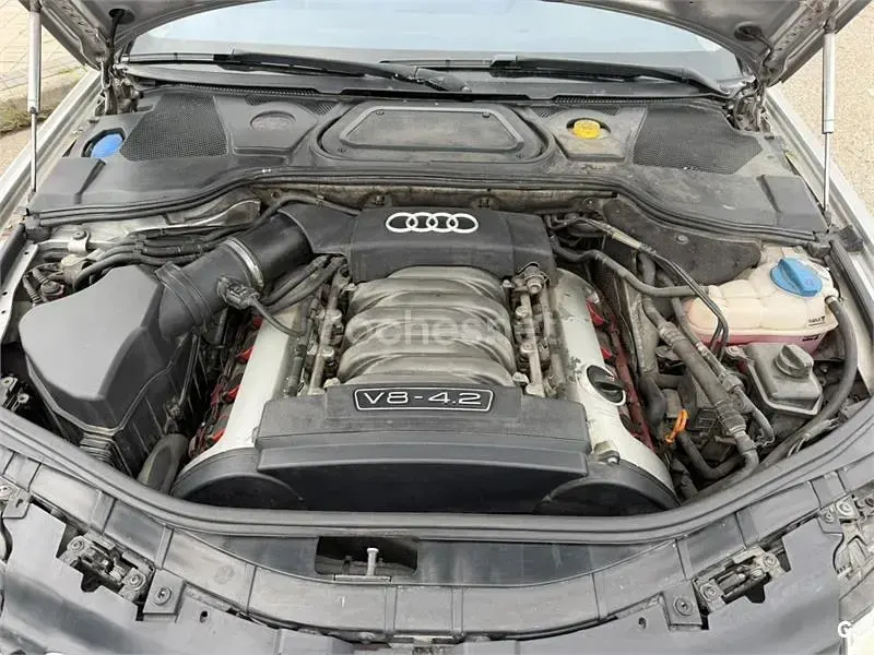 Usado Audi A8 310 CV (228 kW) 2003 Gris / plata Berlina