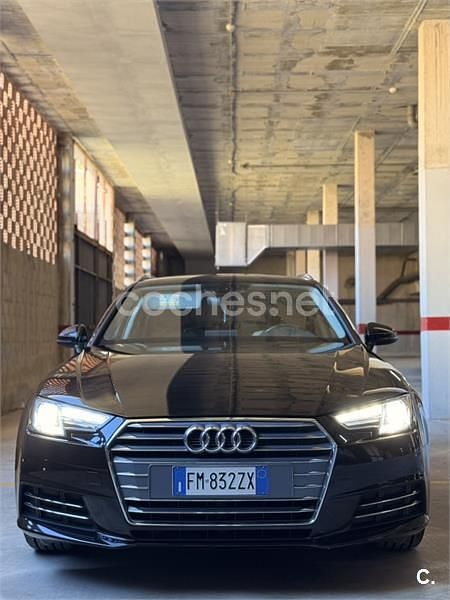 Usado Audi A4 150 CV (110 kW) 2017 Negro Familiar