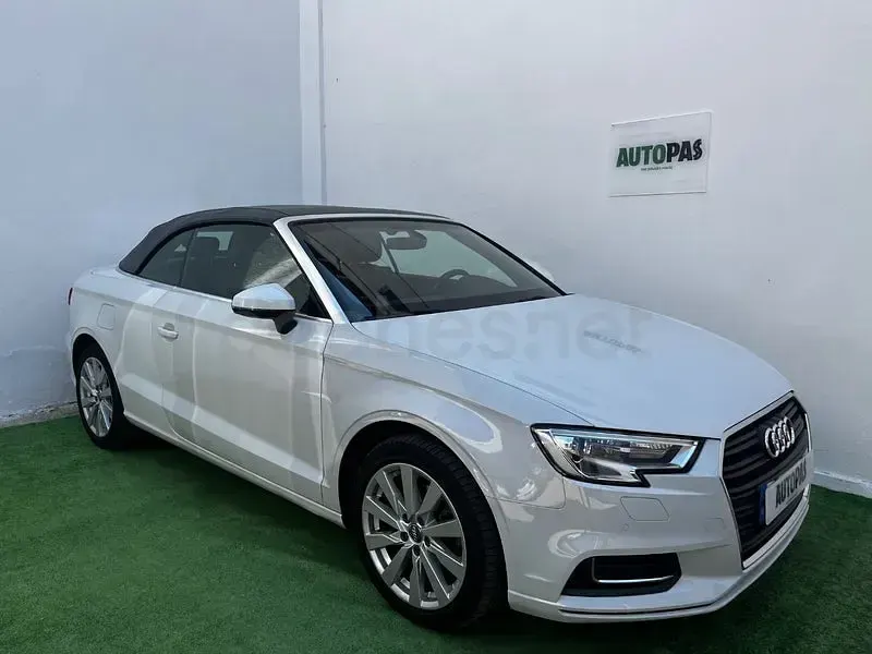 Usado Audi A3 Cabriolet Design 116 CV (85 kW) 2017 Blanco Descapotable