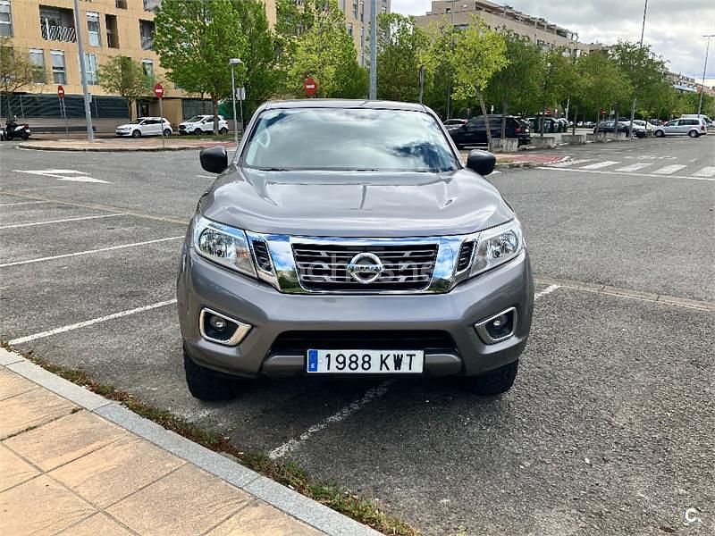 Usado Nissan Navara N-Guard 190 CV (139 kW) 2019 Gris / plata Pickup/Camioneta