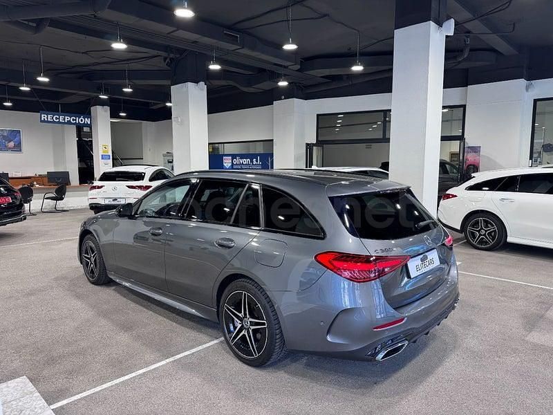 Usado Mercedes C300e 313 CV (230 kW) 2022 Gris / plata Familiar