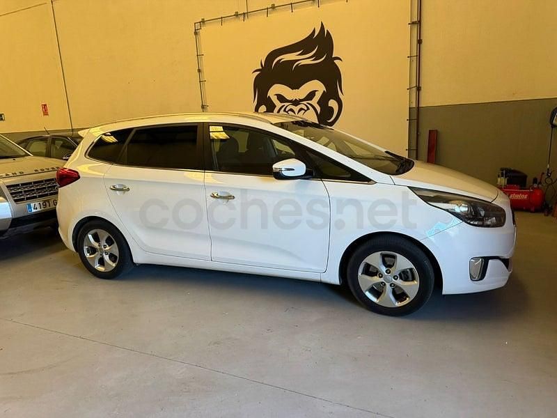 Usado Kia Carens 135 CV (99 kW) 2015 Blanco Monovolumen