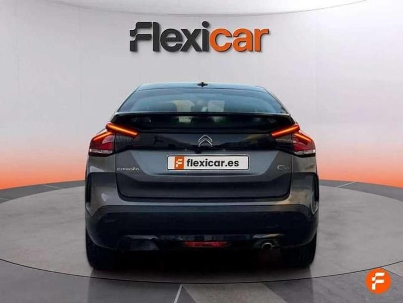 Usado Citroën C4 Feel 131 CV (96 kW) 2023 Gris SUV