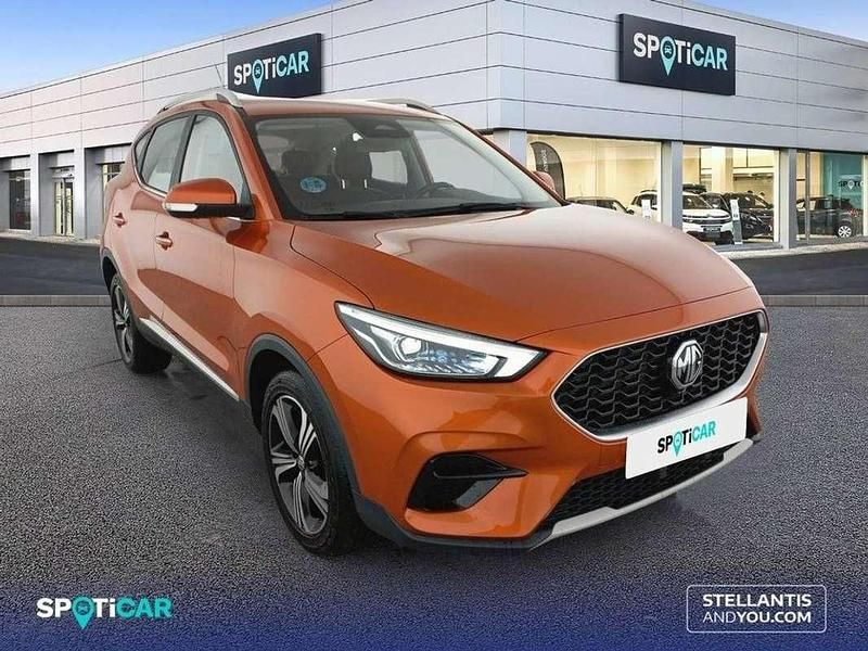 Usado MG ZS Comfort 107 CV (78 kW) 2025 Naranja SUV