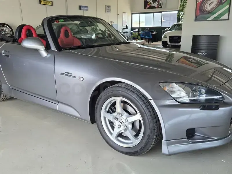 Usado Honda S 2000 S 241 CV (177 kW) 2003 Gris / plata Descapotable
