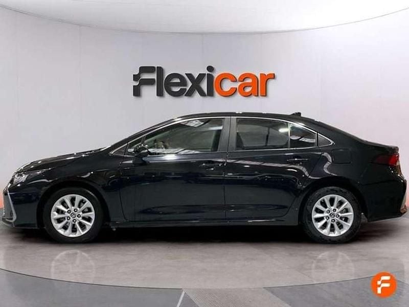 Usado Toyota Corolla 125 CV (91 kW) 2023 Negro Berlina