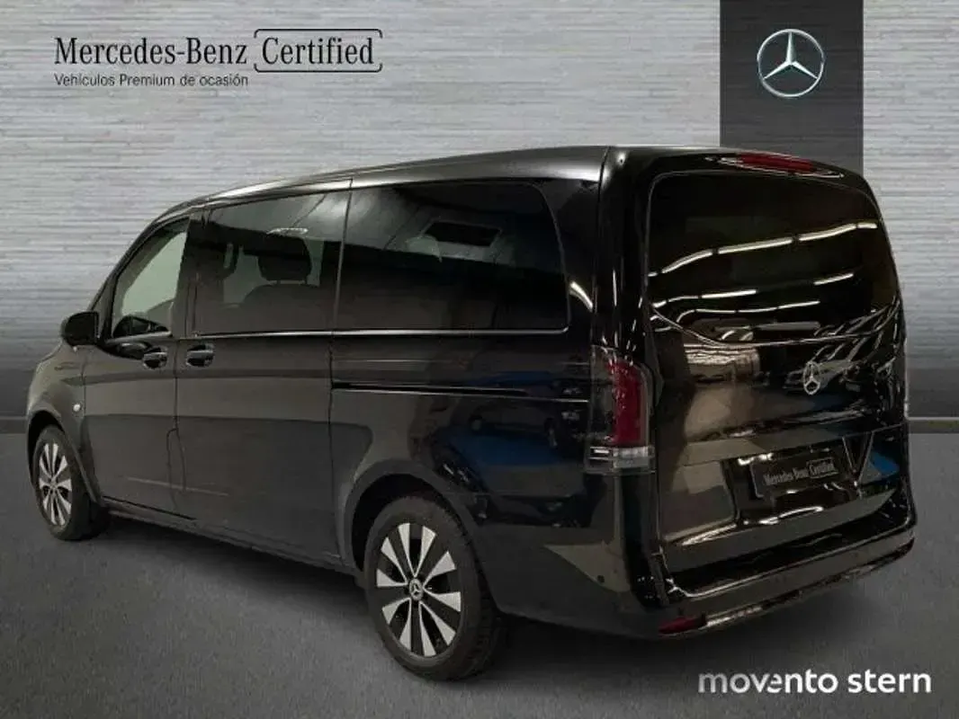 Usado Mercedes Vito 136 CV (100 kW) 2025 Negro Van