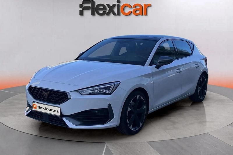 Usado Cupra Leon 150 CV (110 kW) 2024 Blanco Berlina