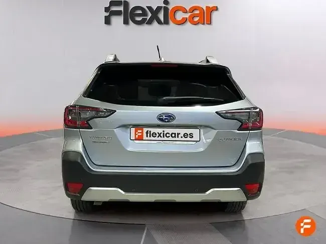Usado Subaru Outback 169 CV (124 kW) 2023 Gris SUV