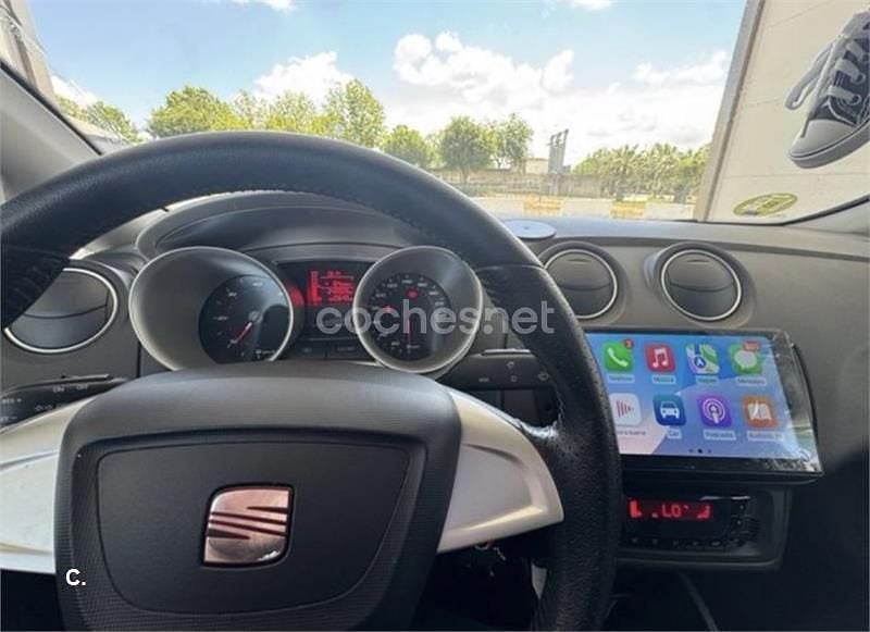 Usado Seat Ibiza Sport 105 CV (77 kW) 2009 Gris / plata Berlina