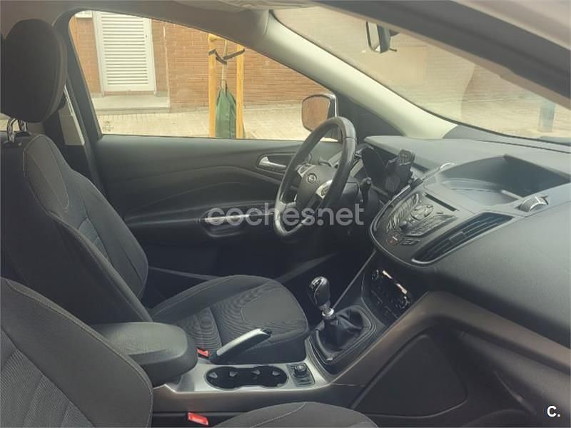 Blanco Usado 2013 Ford Kuga Trend SUV | 9500 € (Super precio) - Imagen 1/4