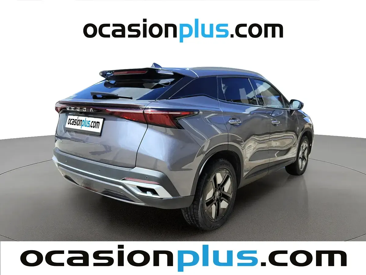 Usado Omoda 5 147 CV (108 kW) 2025 Gris SUV