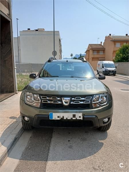 Verde Usado 2015 Dacia Duster Lauréate SUV | 10.200 € (Precio justo) - Imagen 1/4