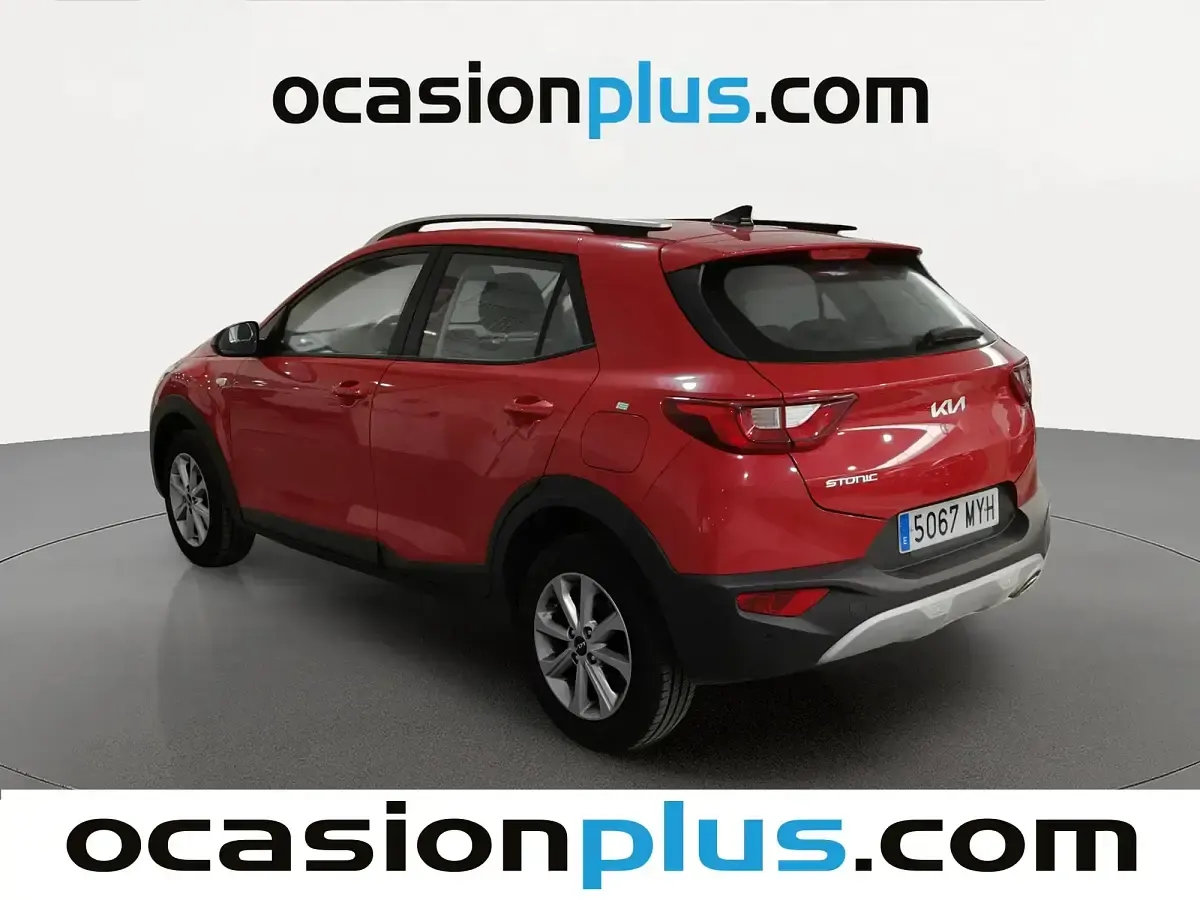 Usado Kia Stonic 79 CV (58 kW) 2025 Rojo SUV