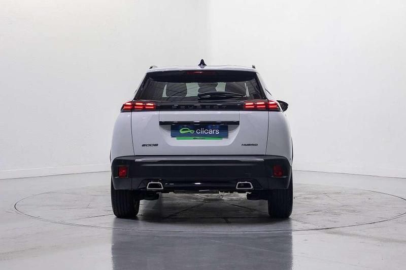 Usado Peugeot 2008 Allure 136 CV (100 kW) 2025 Blanco SUV