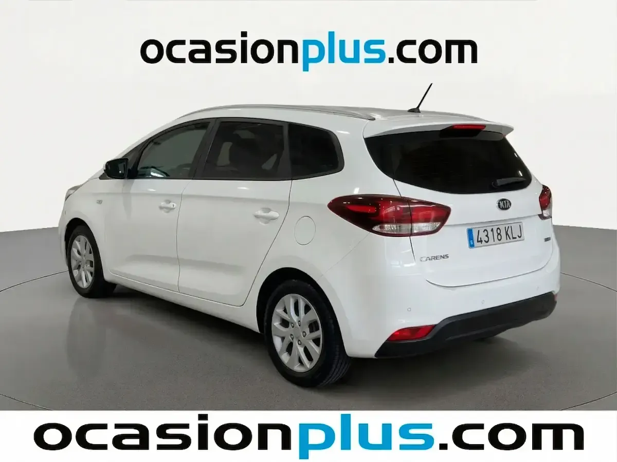 Usado Kia Carens 115 CV (84 kW) 2018 Blanco Monovolumen