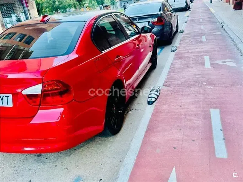 Usado BMW 320 150 CV (110 kW) 2006 Rojo Berlina