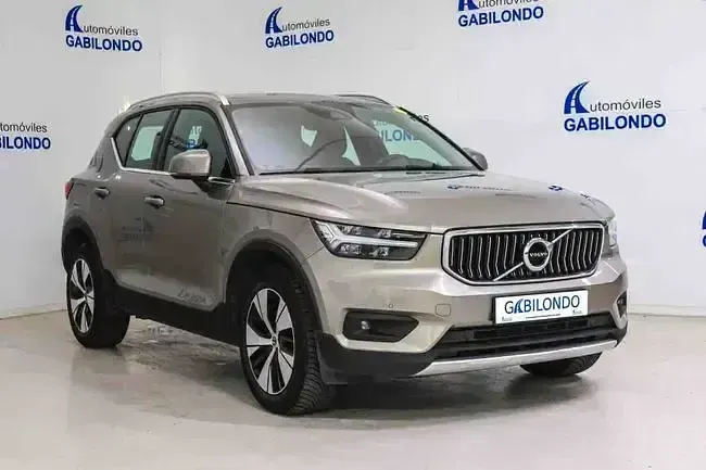Usado Volvo XC40 Inscription 262 CV (192 kW) 2020 Beige SUV