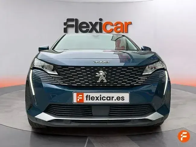 Usado Peugeot 3008 Allure 130 CV (95 kW) 2021 Azul SUV