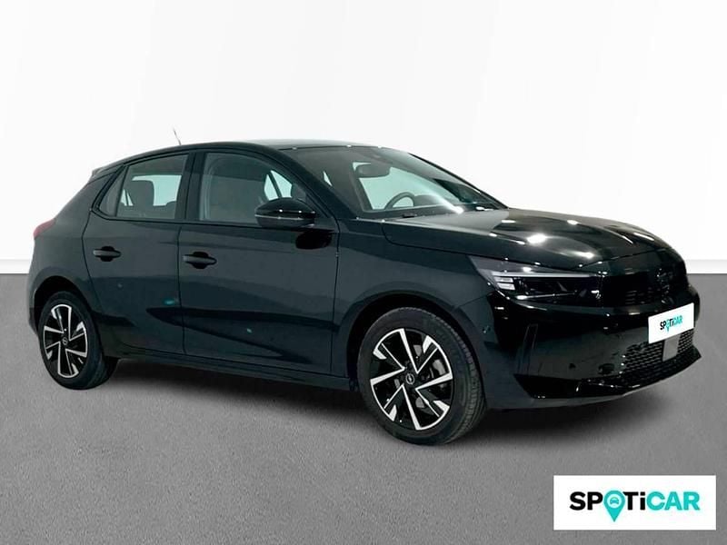 Usado Opel Corsa 100 CV (73 kW) 2025 Negro Utilitario