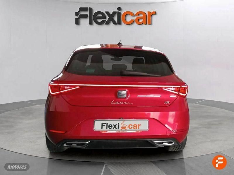 Usado Seat Leon FR 150 CV (110 kW) 2020 Rojo Berlina