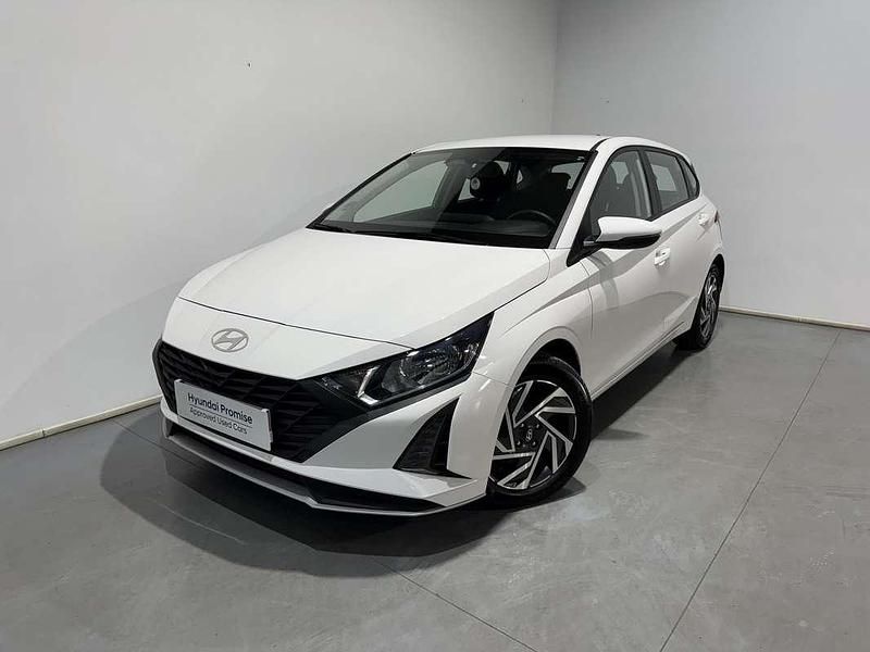 Blanco Usado 2024 Hyundai i20 Utilitario | 15.700 € (Precio justo) - Imagen 1/4