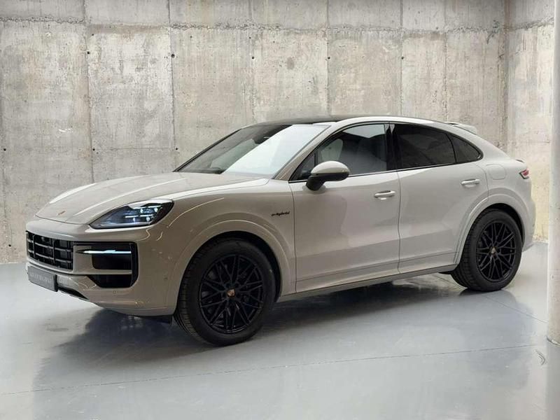 Usado Porsche Cayenne Black Edition 470 CV (345 kW) 2025 Gris SUV