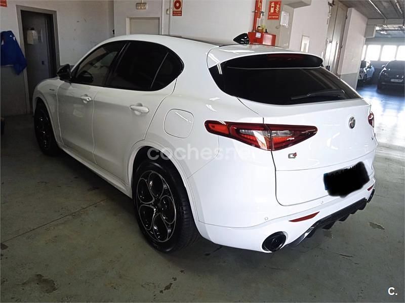 Usado Alfa Romeo Stelvio Veloce 210 CV (154 kW) 2023 Blanco SUV
