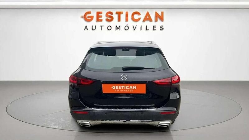 Usado Mercedes GLA250 218 CV (160 kW) 2023 Negro SUV