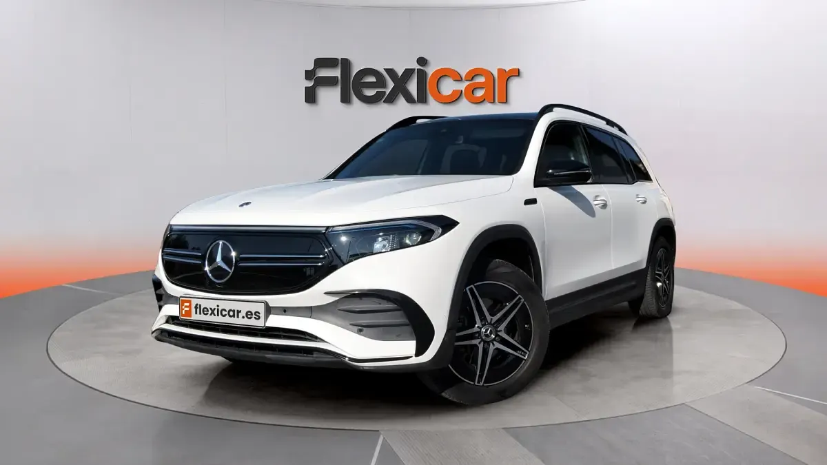 Usado Mercedes EQB300 167 kW (228 CV) 2022 Blanco SUV