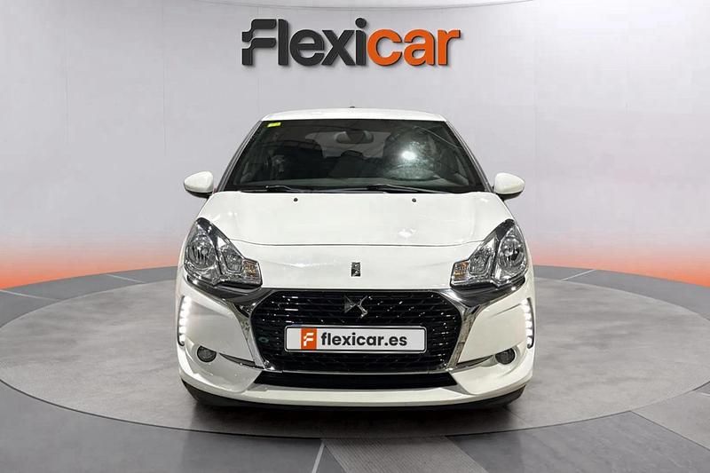 Usado DS Automobiles DS3 82 CV (60 kW) 2018 Blanco Berlina