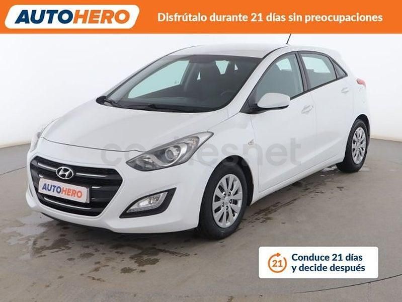 Usado Hyundai i30 90 CV (66 kW) 2015 Blanco Utilitario