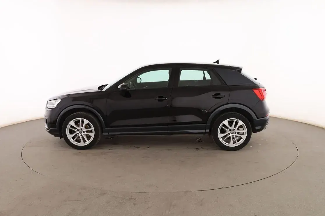 Usado Audi Q2 Design 115 CV (84 kW) 2018 Negro SUV