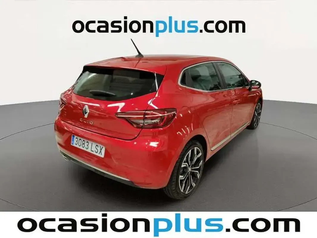 Usado Renault Clio Zen 140 CV (102 kW) 2021 Rojo Utilitario