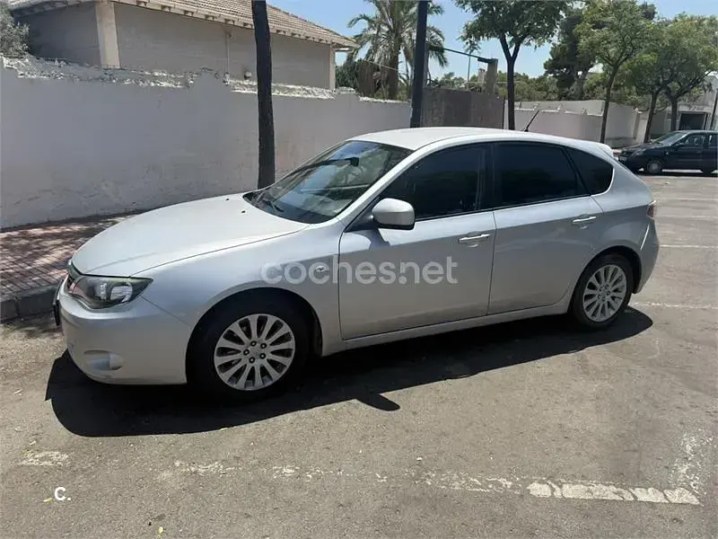 Usado Subaru Impreza 150 CV (110 kW) 2008 Gris / plata Berlina