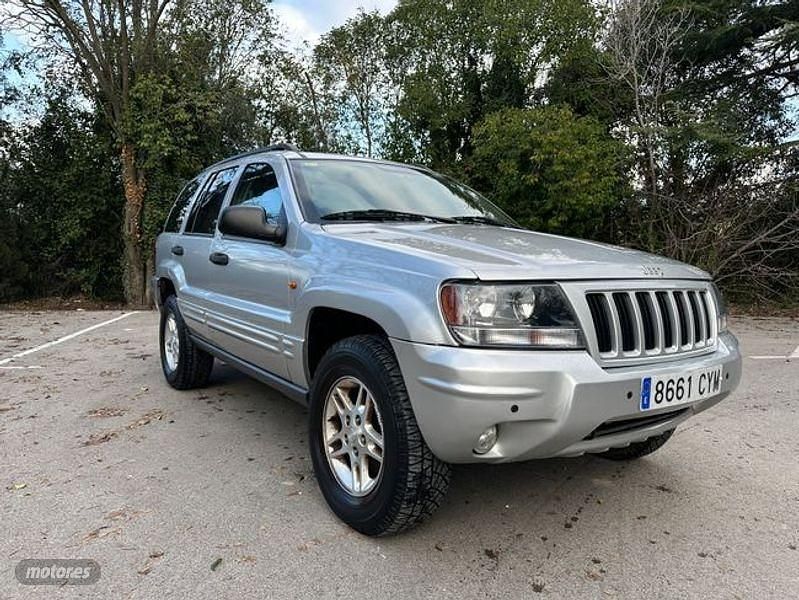 Usado Jeep Grand Cherokee Laredo 163 CV (119 kW) 2004 Gris SUV