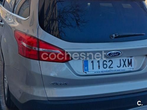 Usado Ford Focus Titanium 120 CV (88 kW) 2017 Gris / plata Familiar